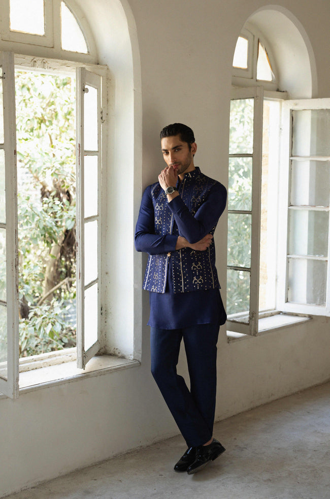 THE MIDNIGHT ORNATE VEST SET