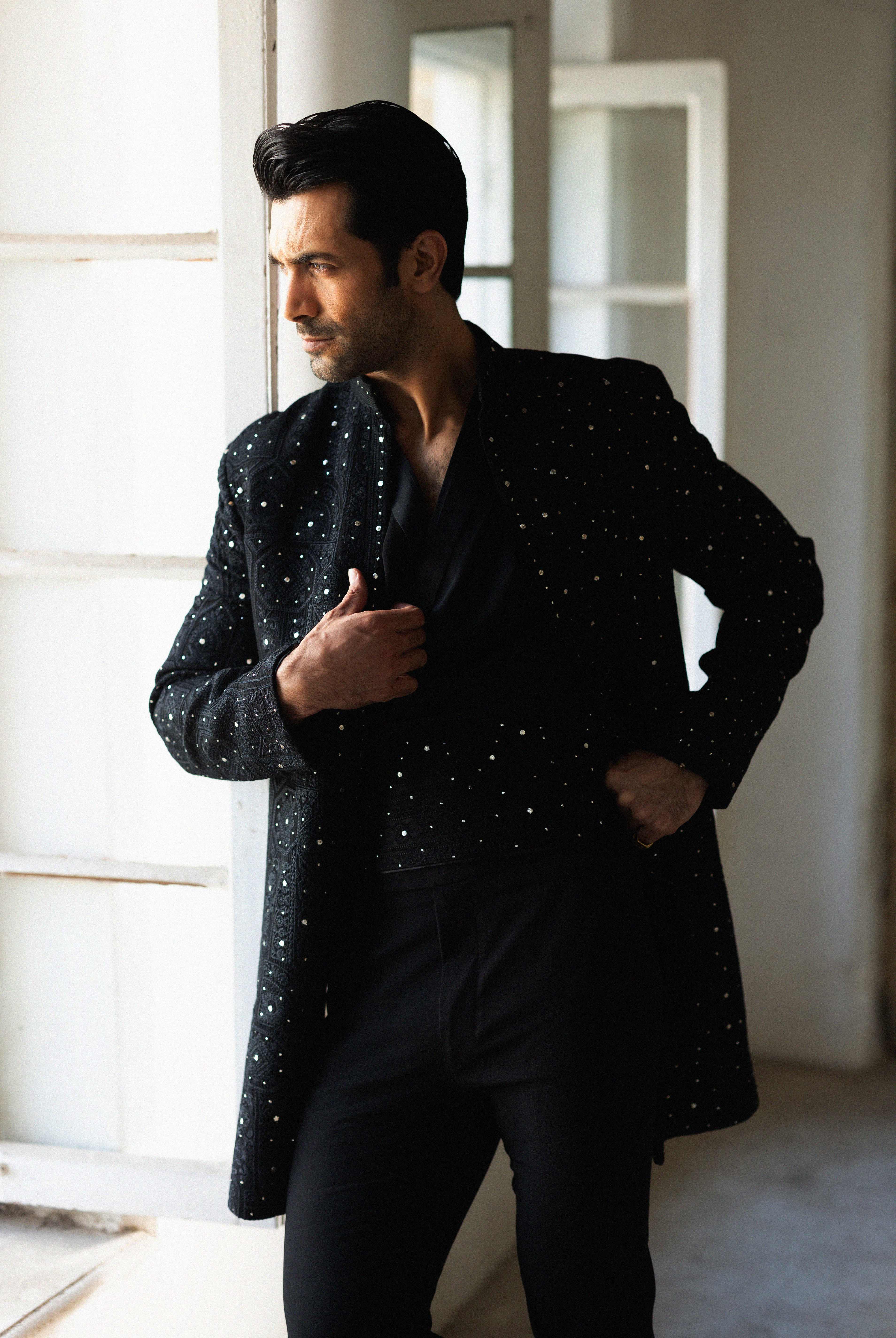 THE NOIR METALLIC DIFFUSION SHERWANI