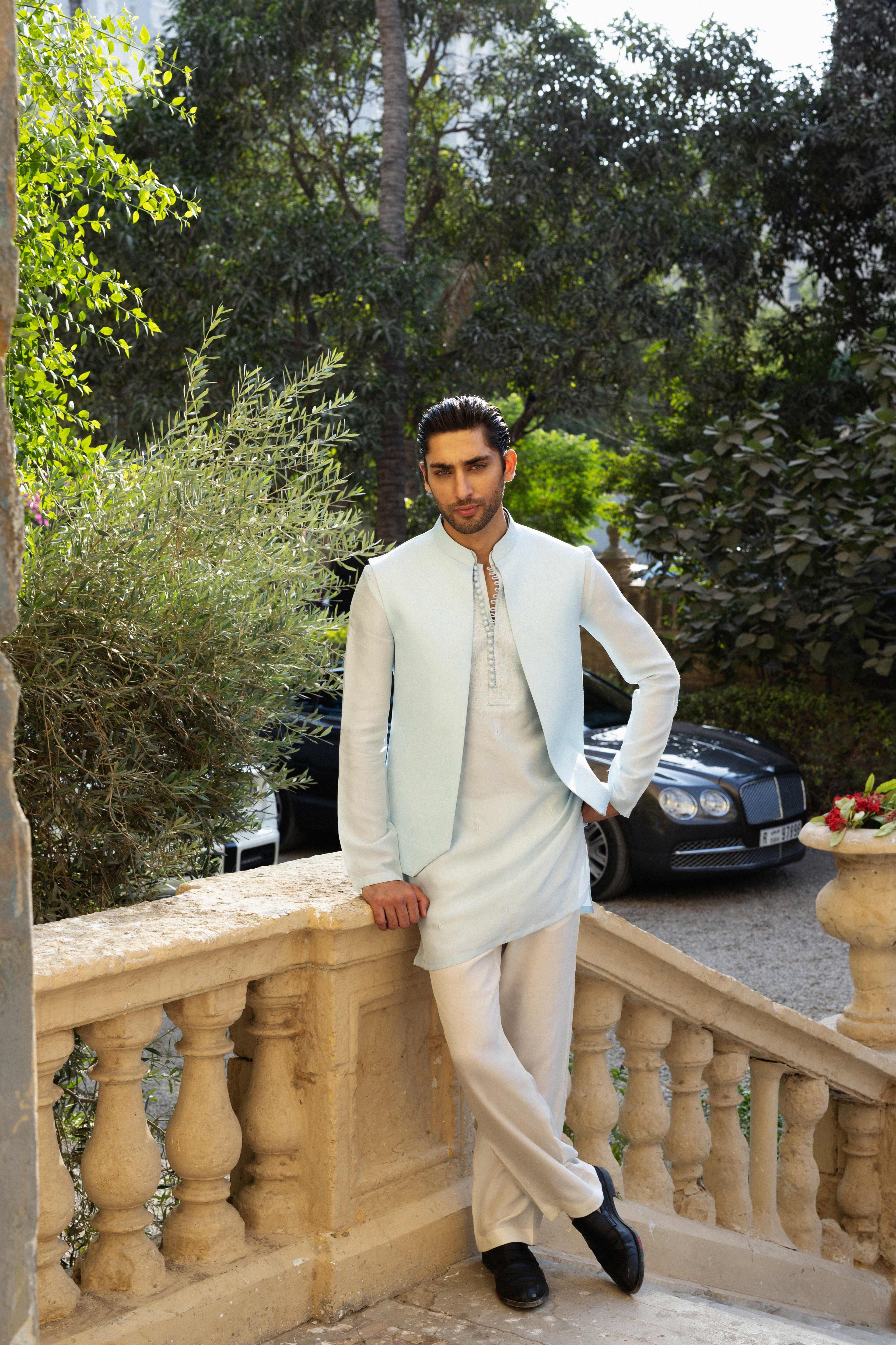 THE FROST BLUE ENSEMBLE