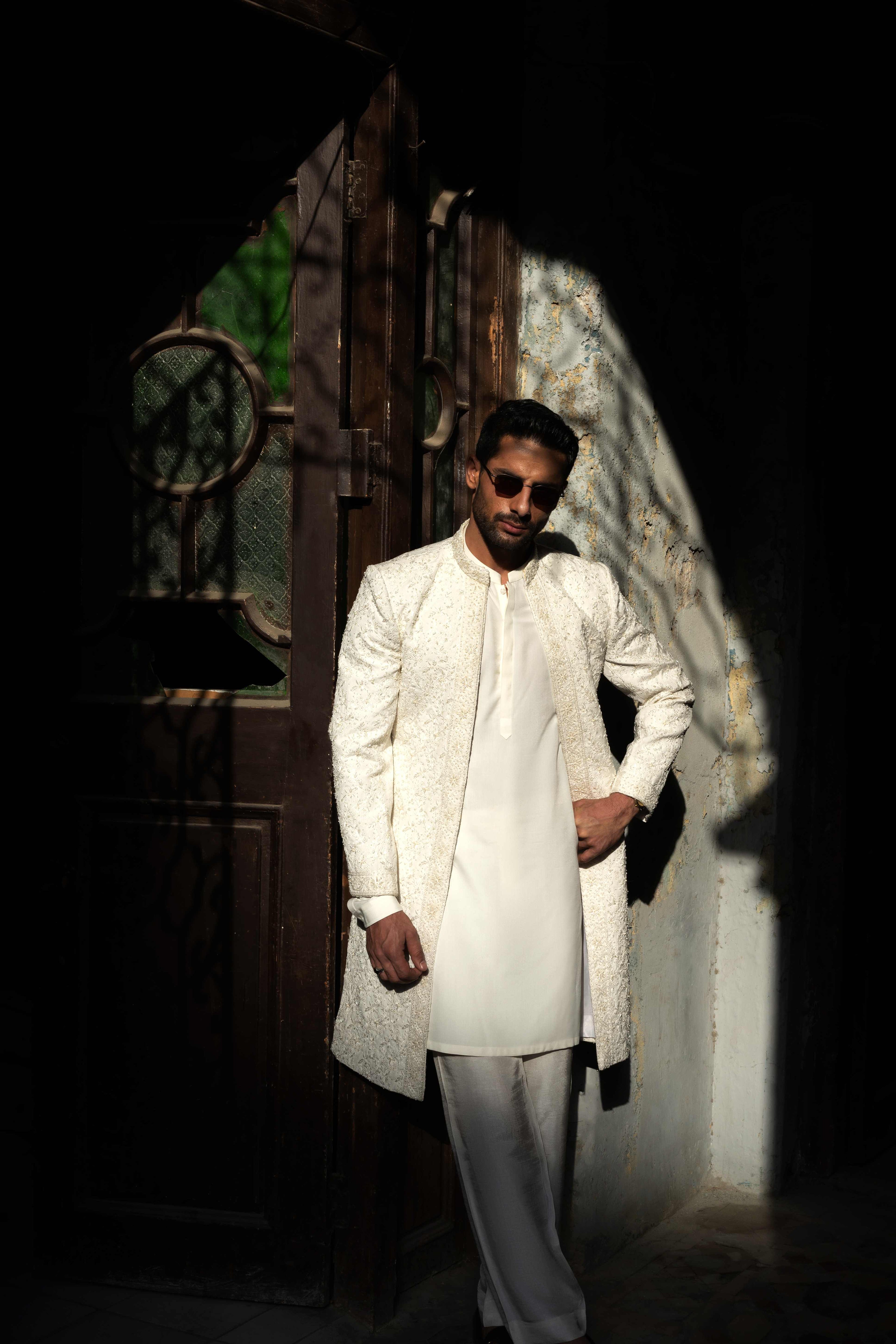 THE HERITAGE IVORY LONG COAT