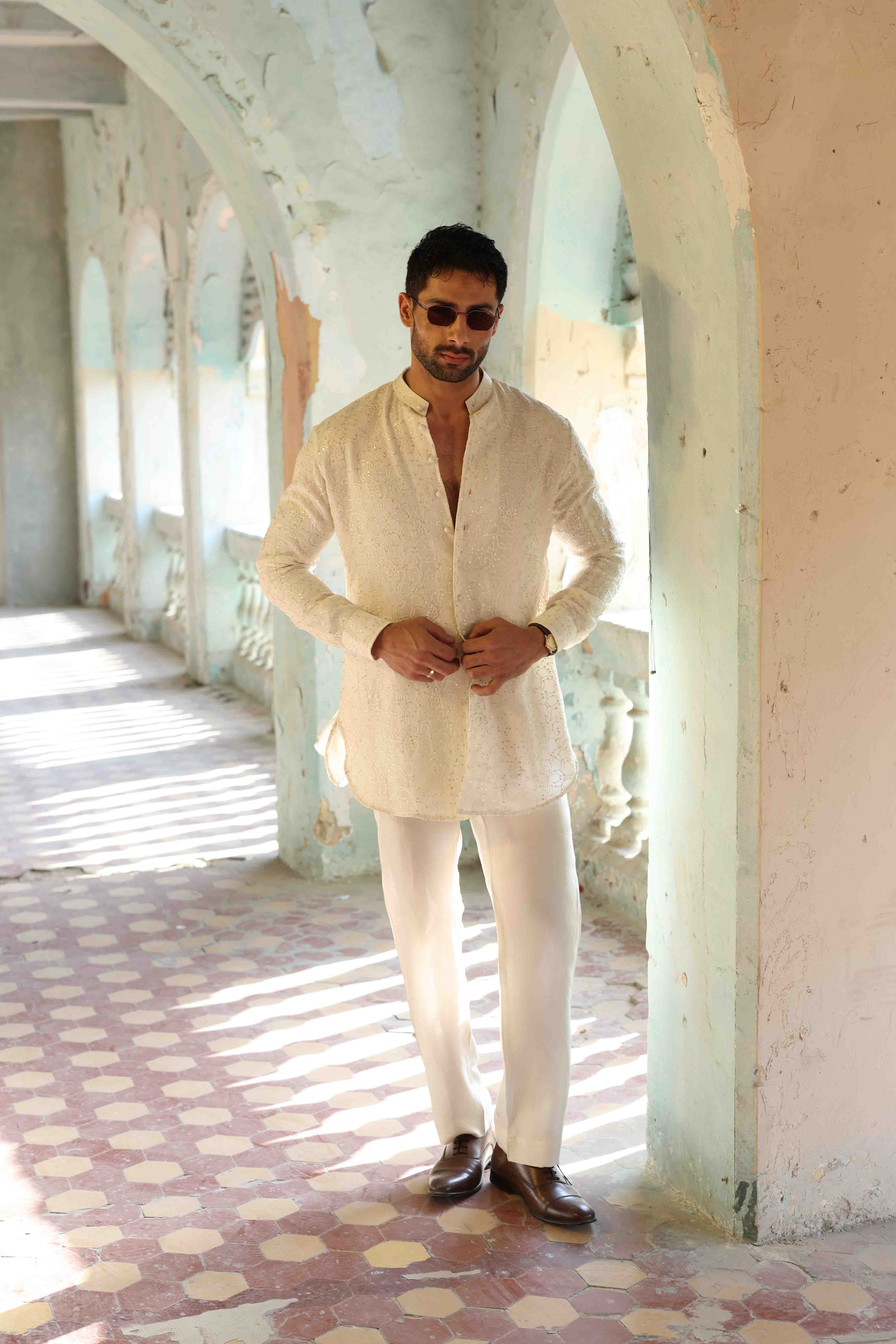 EMBROIDERED IVORY KURTA