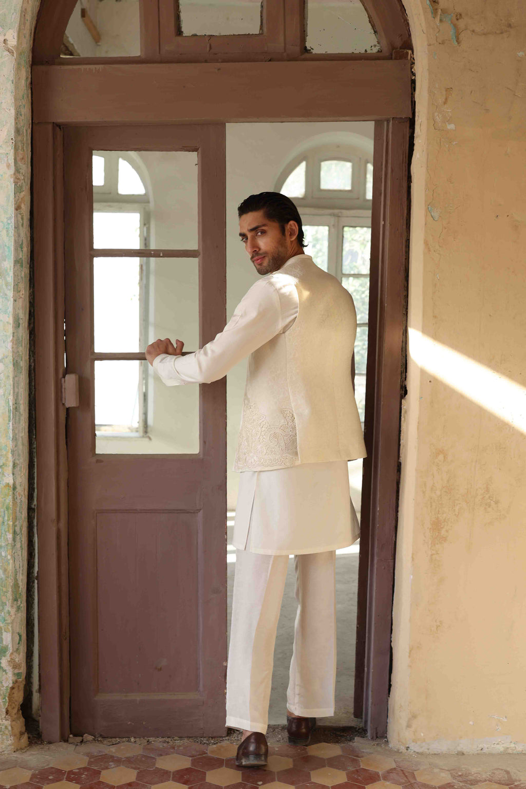 IVORY REGAL ENSEMBLE