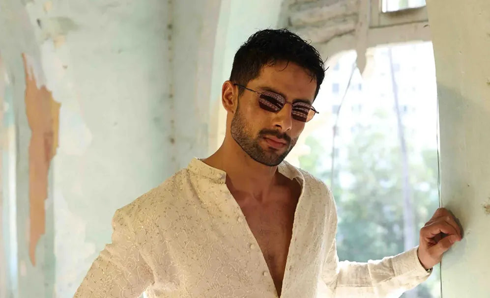 EMBROIDERED IVORY KURTA