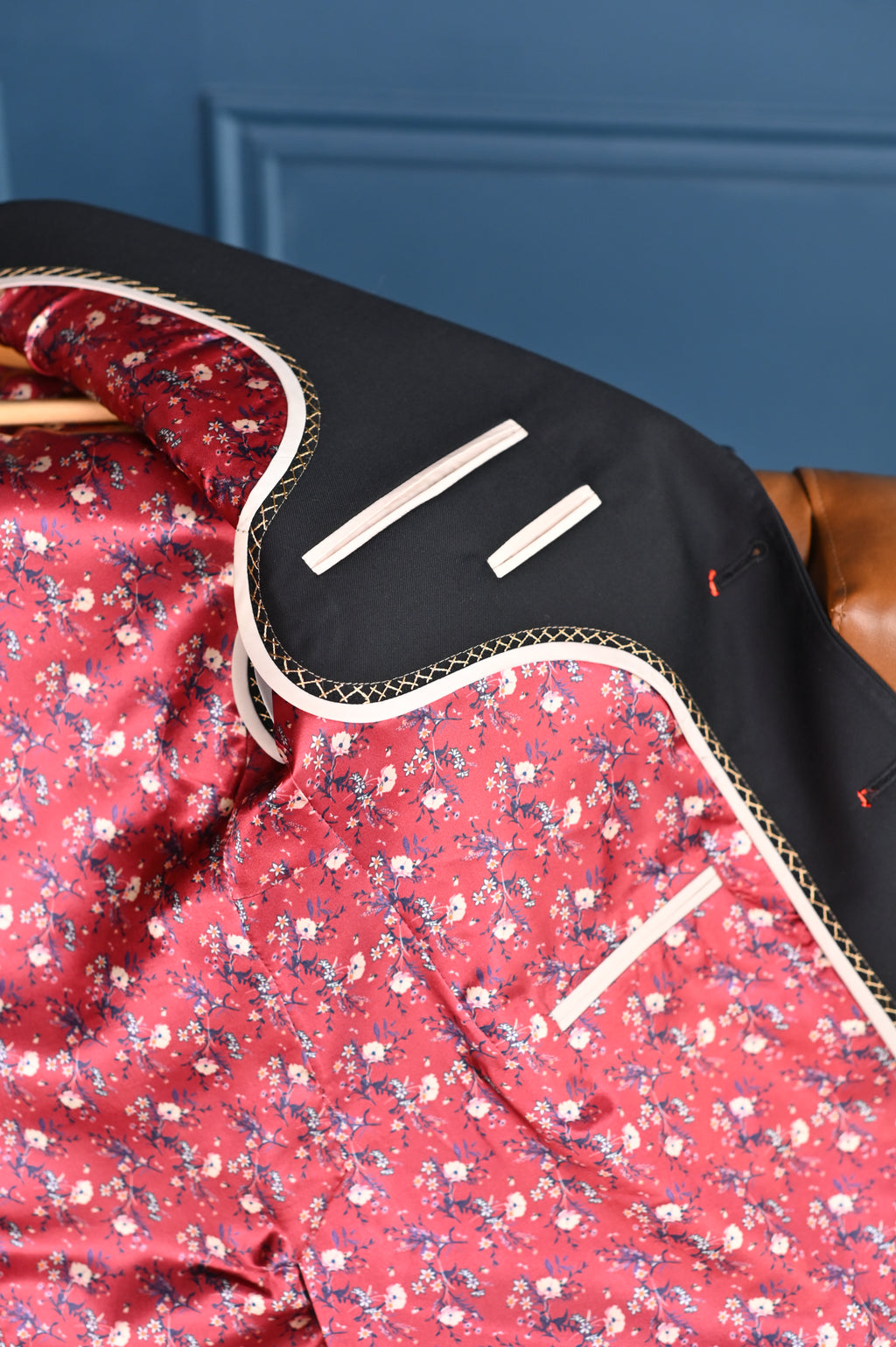 Black Suit with print inside