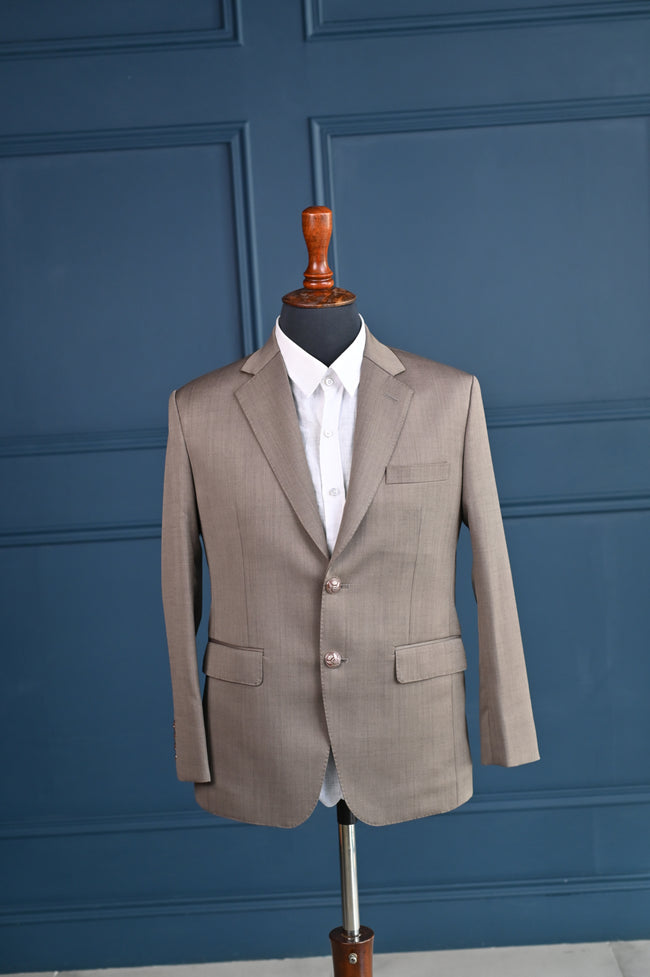 Biege Suit