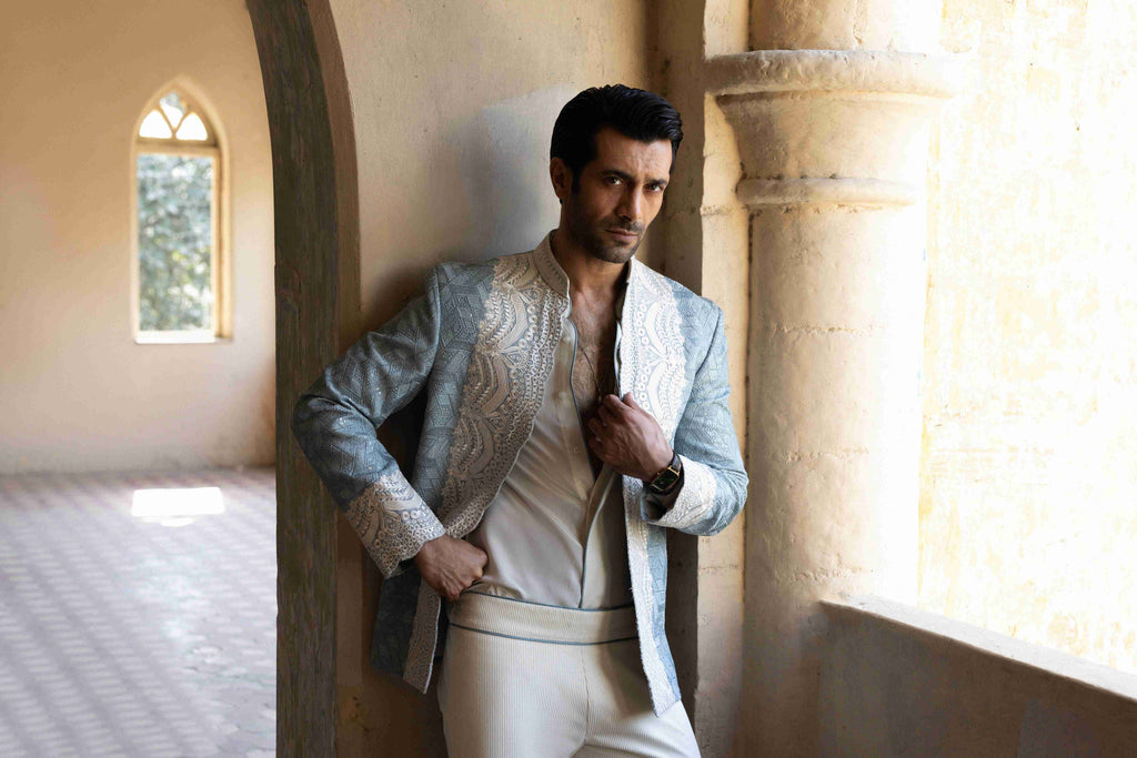 THE GLACIER ROYALE JACKET