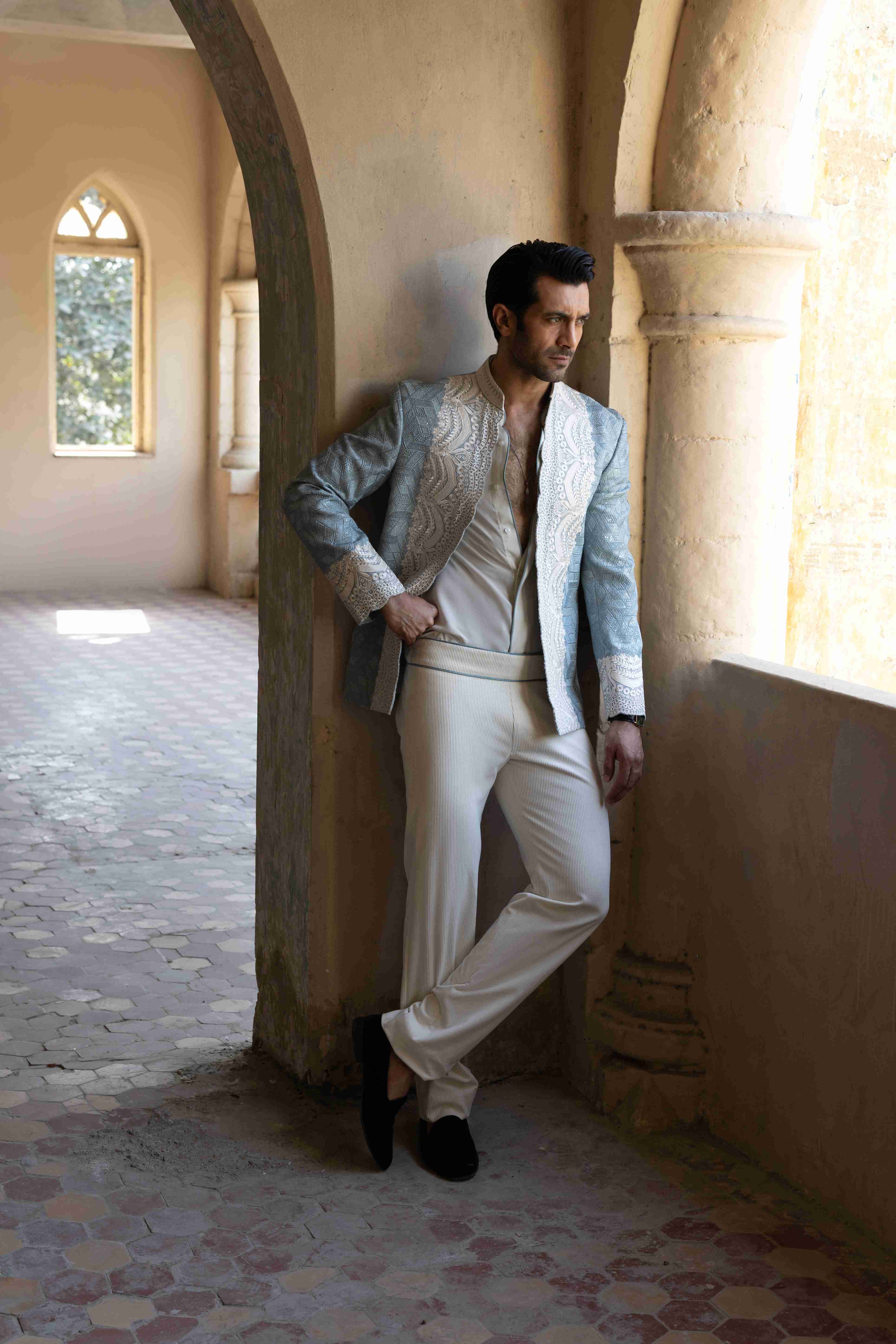 THE GLACIER ROYALE JACKET